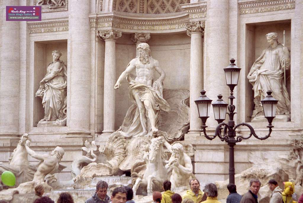 roma02-FOUNTAIN.jpg